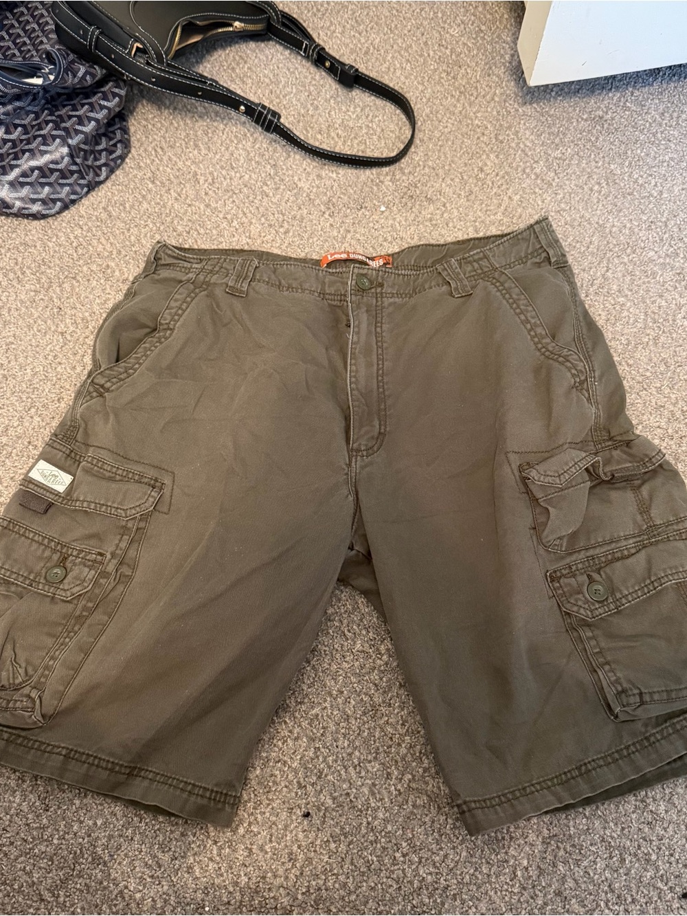 Lee Men's Cargo Shorts in Olive Green